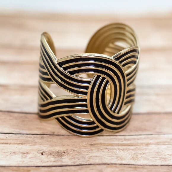 7 inch, Vintage Gold Tone Multi Spiral Two Tone Cuff Bracelet - XX9 - Picture 1 of 3